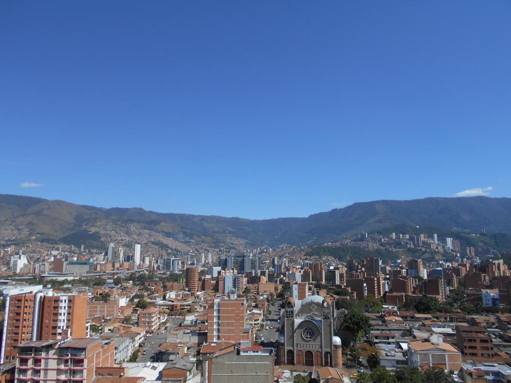 San Peter Suites Medellin Ngoại thất bức ảnh